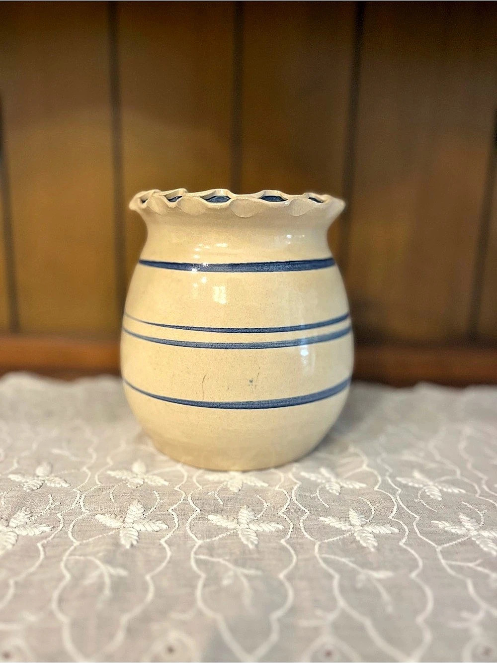 Vintage Master Pottery Hand Painted Floral Vase - Picture 3 of 7